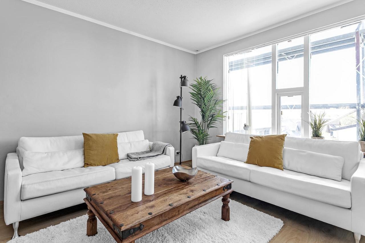 Charming, 2 Bedroom Seaside Apartment Рейкьявик Экстерьер фото